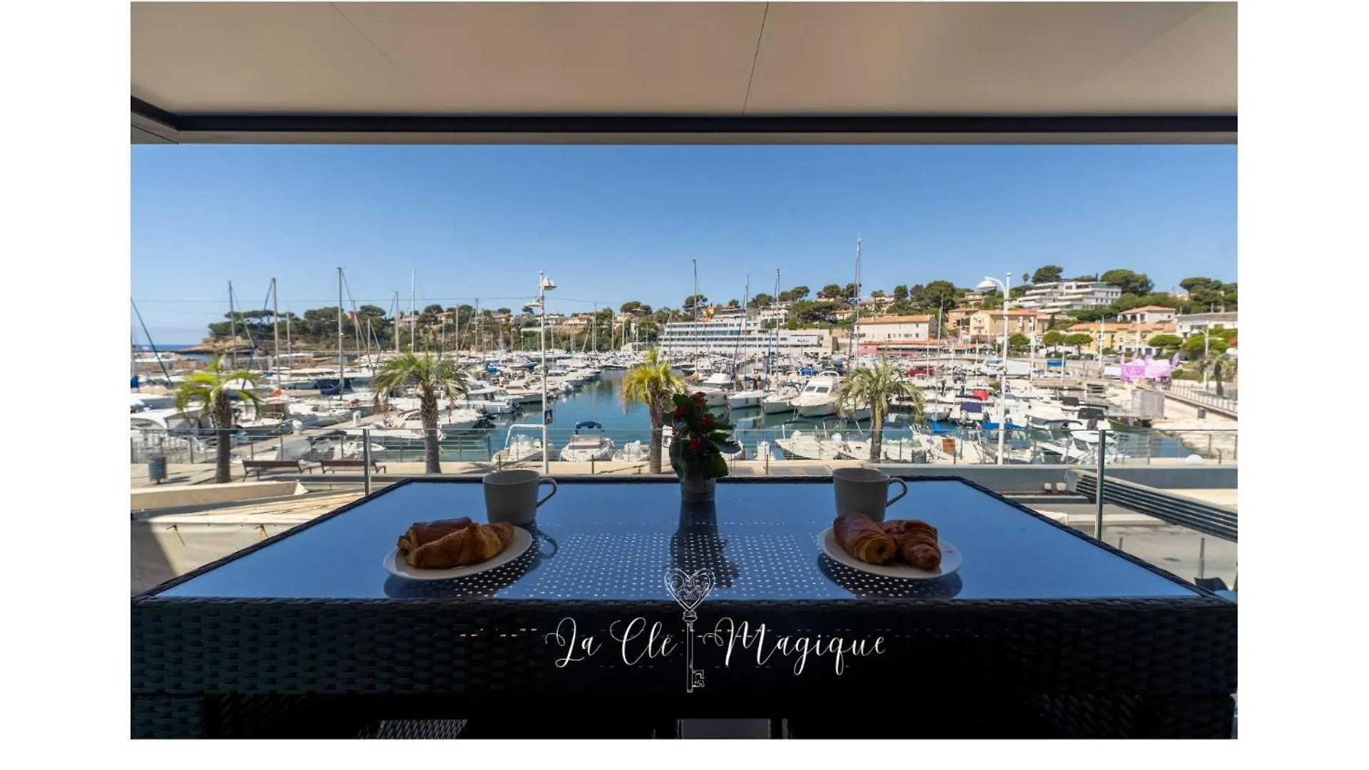 Bel appartement avec vue panoramique sur le port Carry-le-Rouet