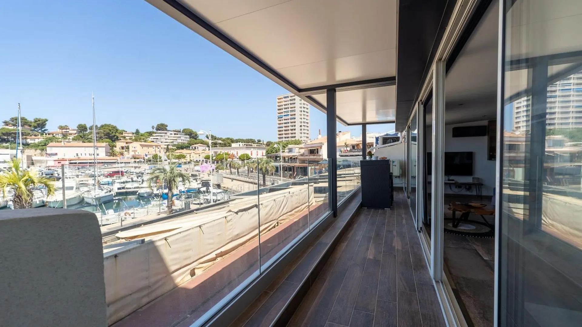 Bel appartement avec vue panoramique sur le port Carry-le-Rouet 0*,  France