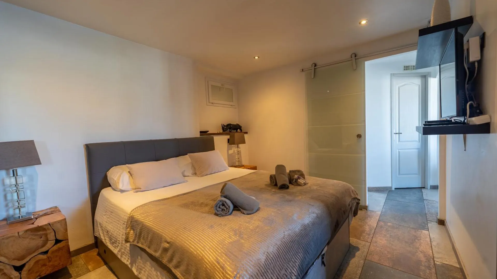 Bel appartement avec vue panoramique sur le port Carry-le-Rouet